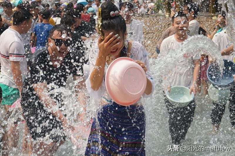 2022年西双版纳泼水节是几月几号（西双版纳泼水节图片高清）-9