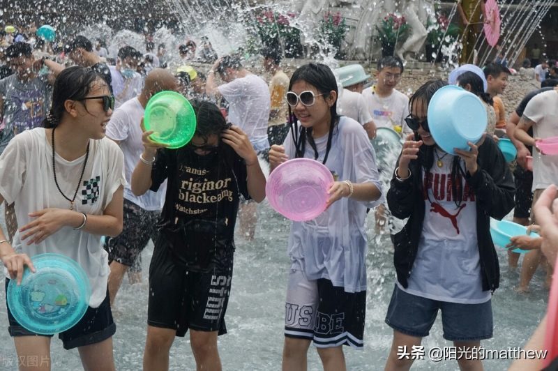 2022年西双版纳泼水节是几月几号（西双版纳泼水节图片高清）-6