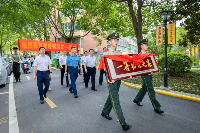 部队一等功有什么待遇（荣立一等功到底有多难）-7