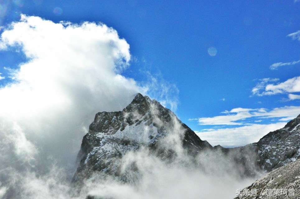 离赤道最近的雪山——玉龙雪山