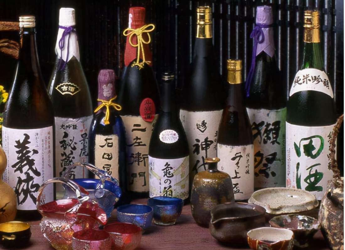 日本清酒只有十几度，却比白酒更容易醉，竟是因为它“不纯”？