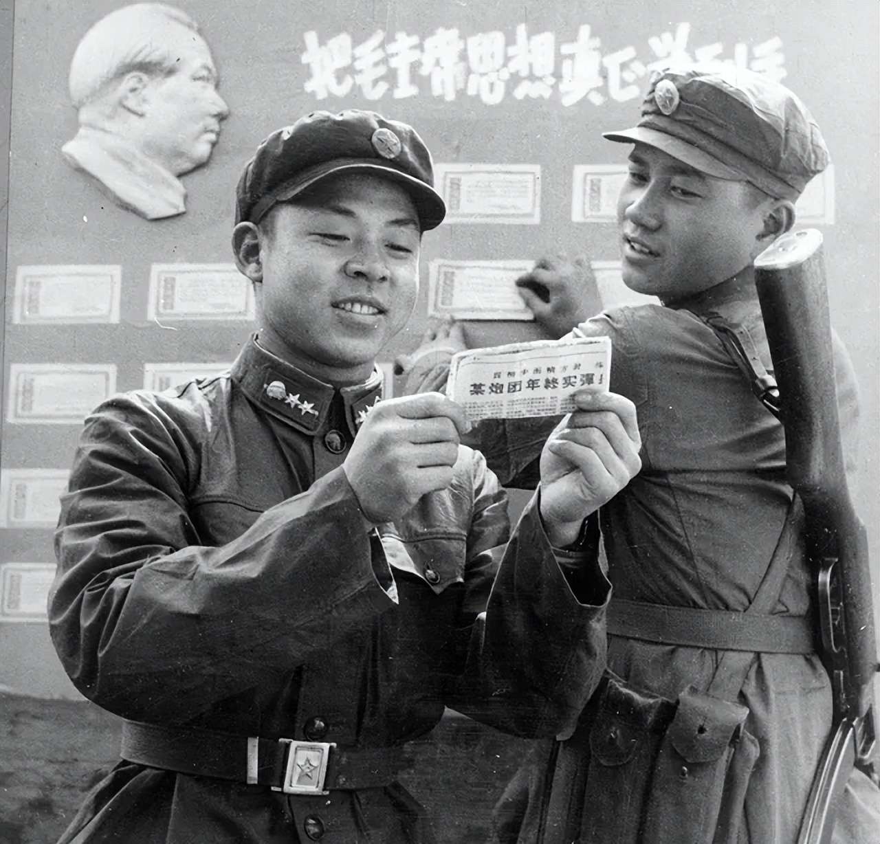 1962年雷锋因公牺牲，41年后鉴定人披露事故发生细节，让人心疼