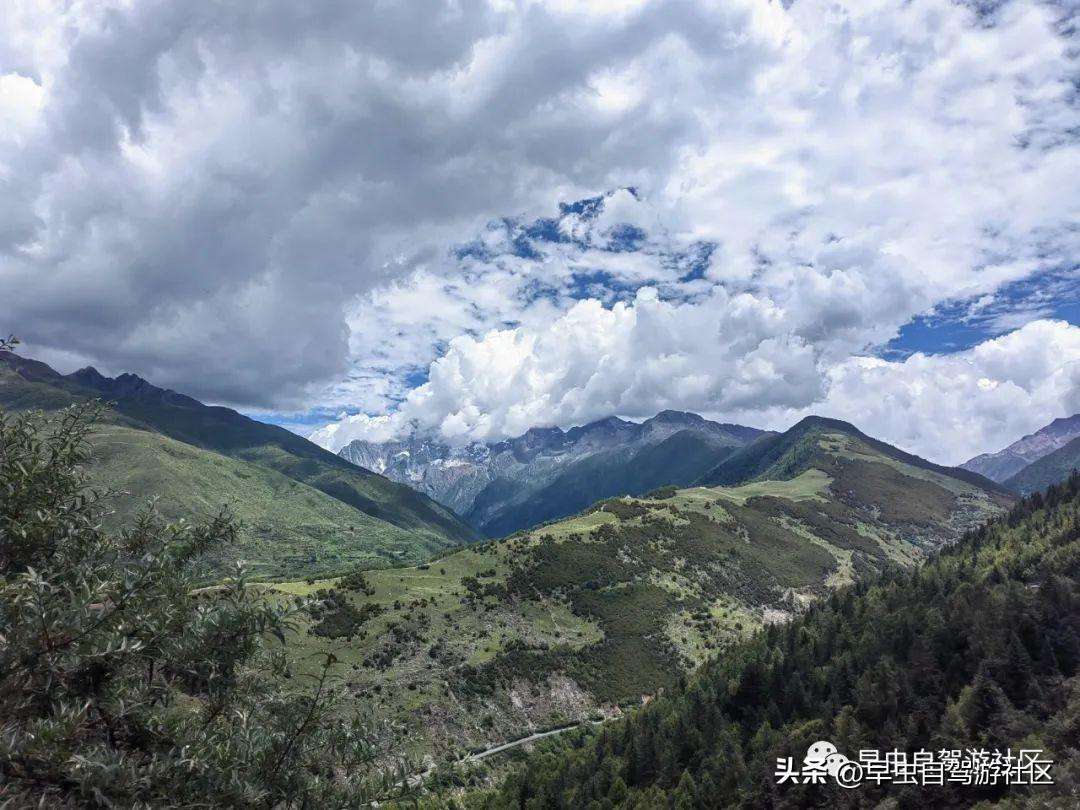 四姑娘山哪些景点必去（外地人旅游必看8月四姑娘山旅游攻略）