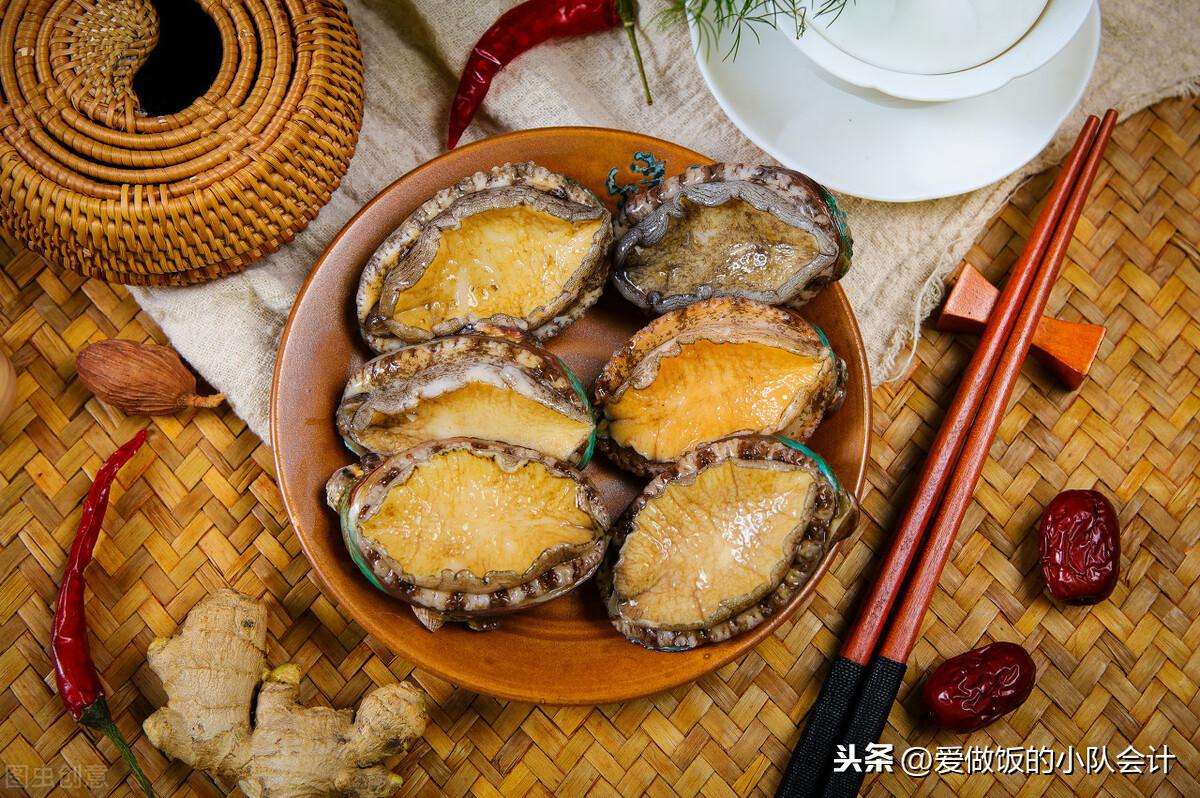 一般鲍鱼蒸多长时间最好（记住这3点小窍门蒸出来的鲍鱼肉嫩味鲜最好吃）