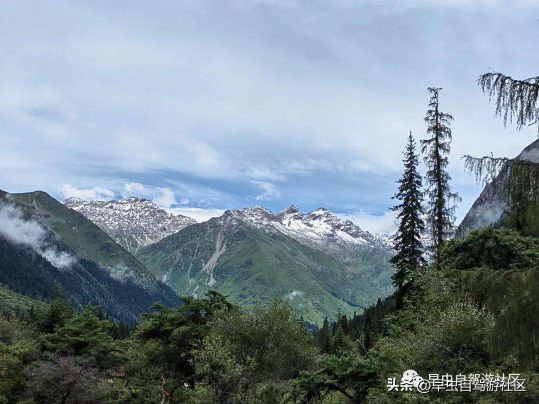 四姑娘山哪些景点必去（外地人旅游必看8月四姑娘山旅游攻略）