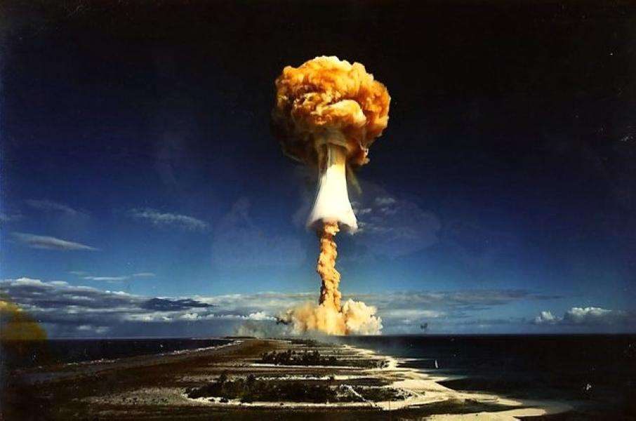当时广岛长崎的核弹威力有多大（原子弹轰炸对日本造成了什么样的伤害）
