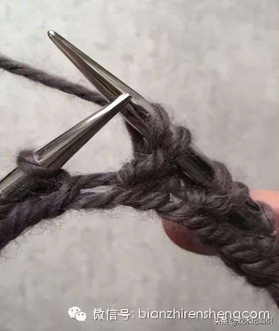 最新款围巾织法教程图解（斜纹棒针围巾教程）