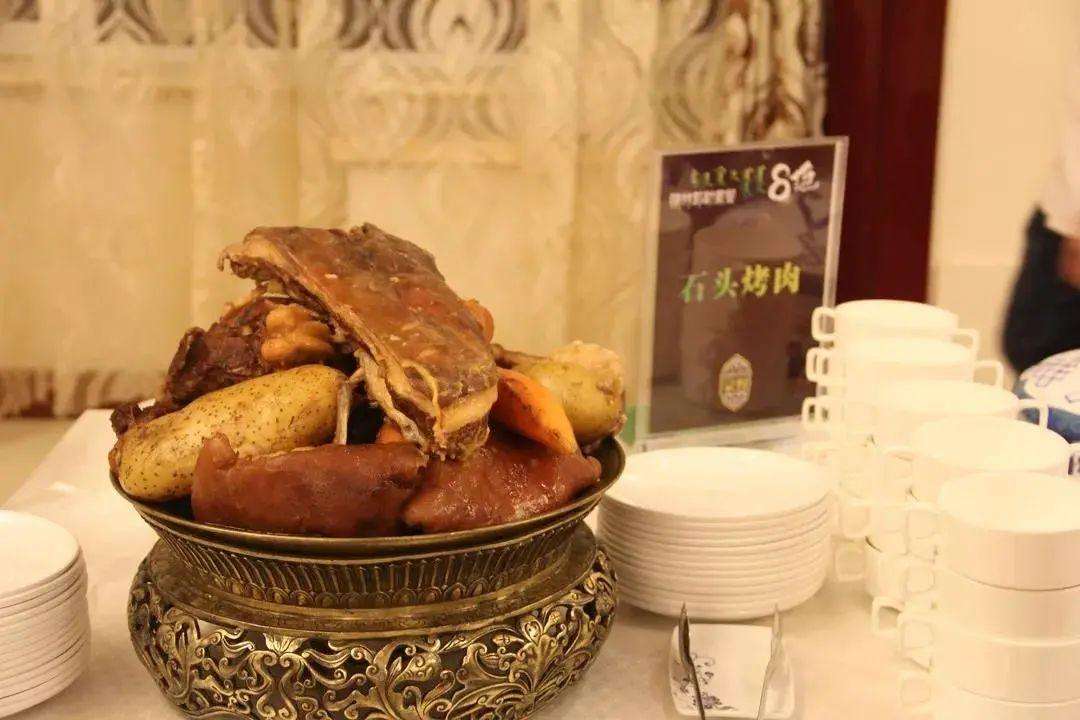 草原人都吃什么食物（舌尖上的千里草原美食）