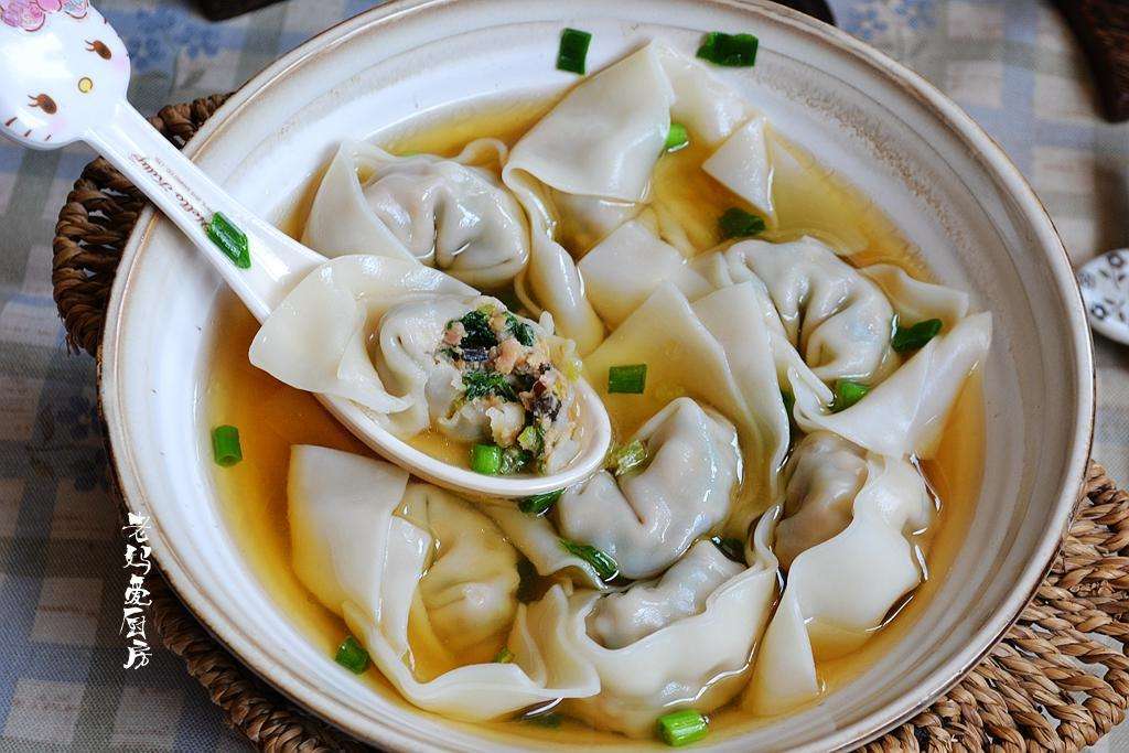 饺子皮可以替代馄饨皮吗（一文解读馄饨与饺子到底有什么不同）