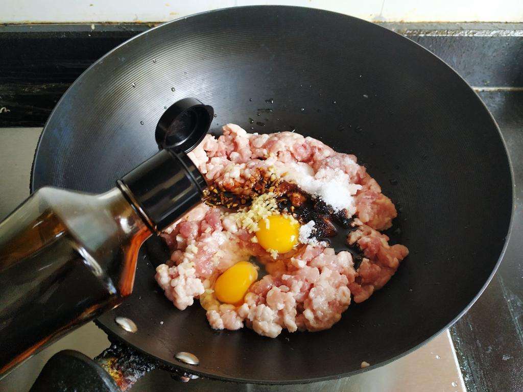 饺子皮可以替代馄饨皮吗（一文解读馄饨与饺子到底有什么不同）