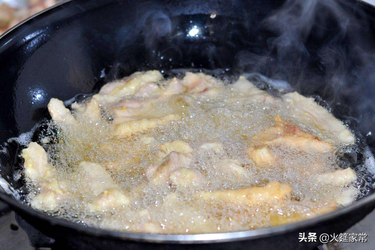四川小酥肉制作方法（四川特色名菜小酥肉配方及做法）